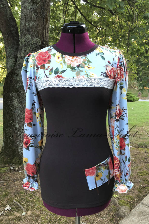 Women’s long puff sleeve t-shirt blouse handmade with chocolate brown cotton lycra jersey and a floral blue salmon jersey – Fall Blossom