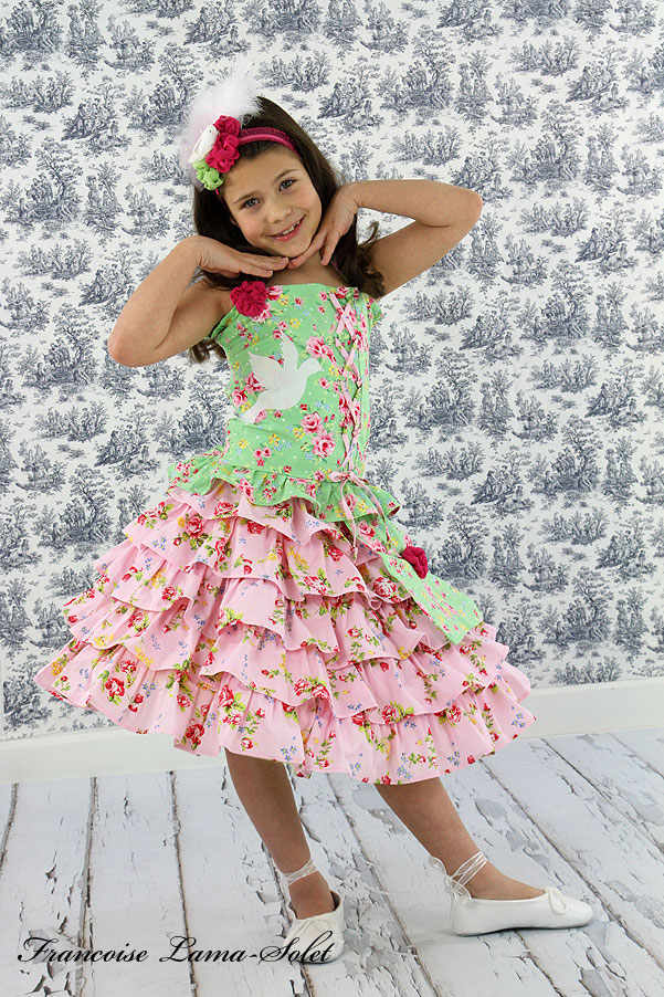 Girl's spring summer Easter pageant floral pink green halter top ruffled skirt outfit Peace Size 7/8