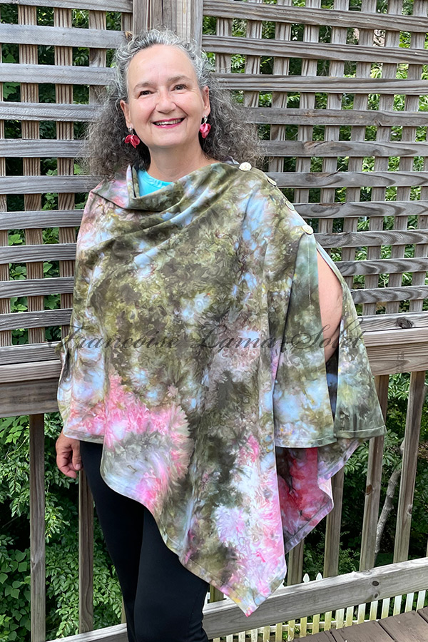 Women's hand dyed ice dyed asymmetrical poncho shawl wrap with buttons in the shades olive green and pink - Jardin en Fleurs